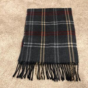 Cejon unisex soft plaid scarf Italian made.